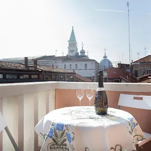 Luxury Terrace View Of San Marco , Venise Italie