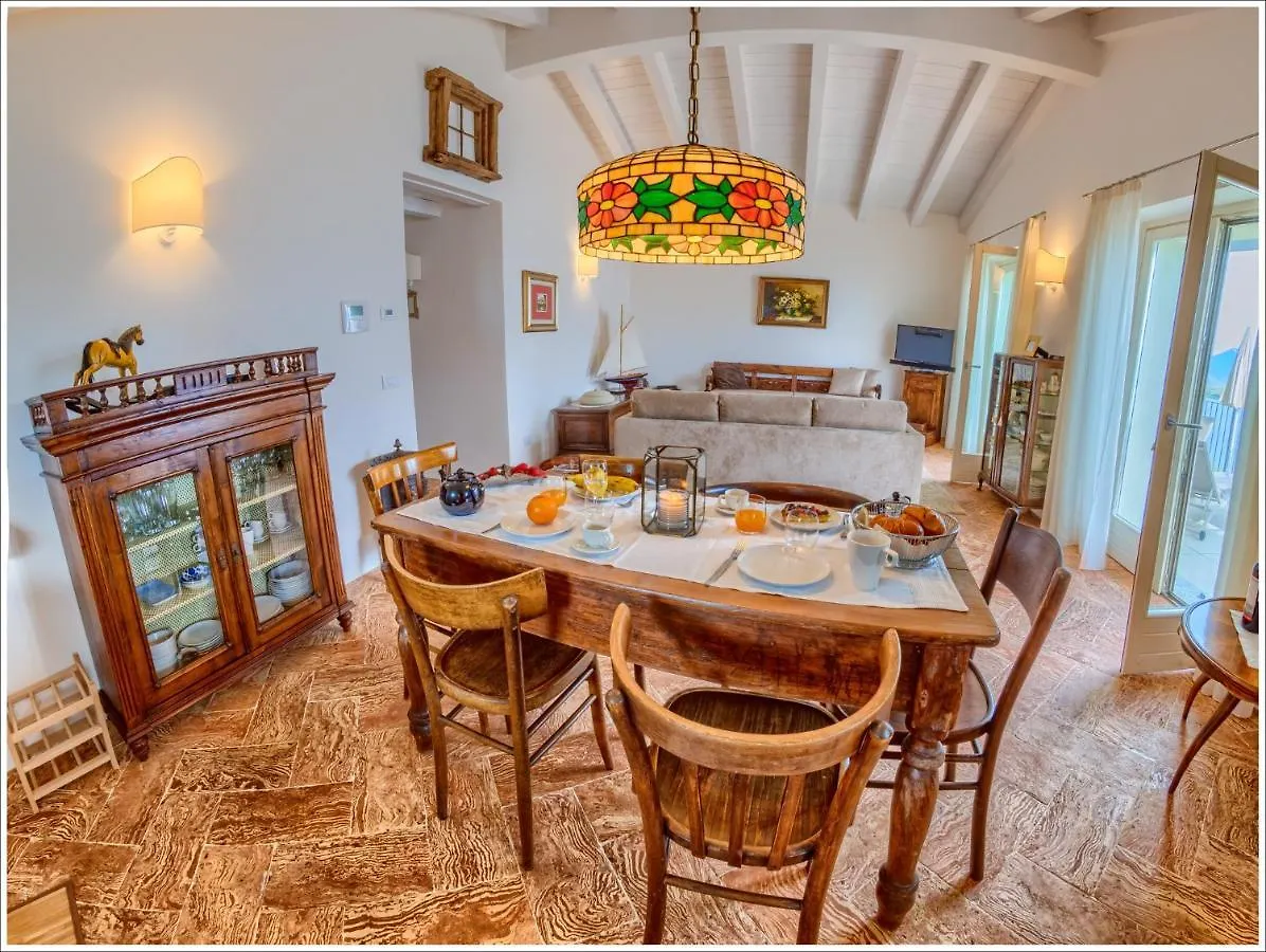 Appartement Villa Aquarius - Larihome A08 Vercana Italie